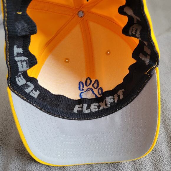 Wildcats Yellow Hat Blue Paw Flexfit Yupoong Cap Size L XL Embroidered - Picture 6 of 9